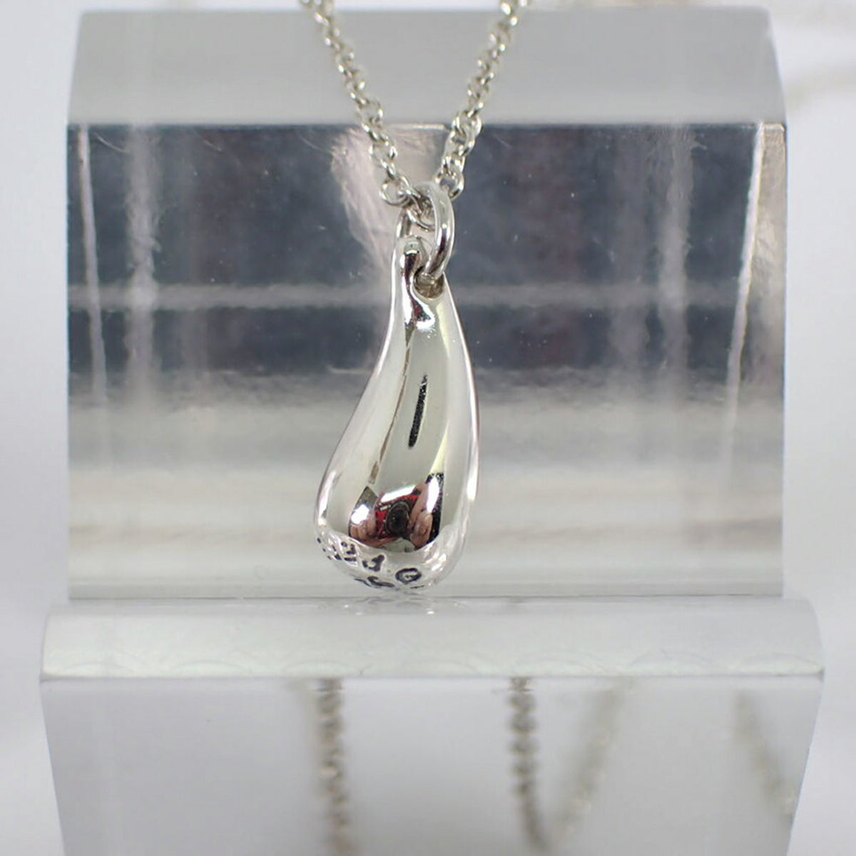 925 Teardrop Pendant Necklace S473380