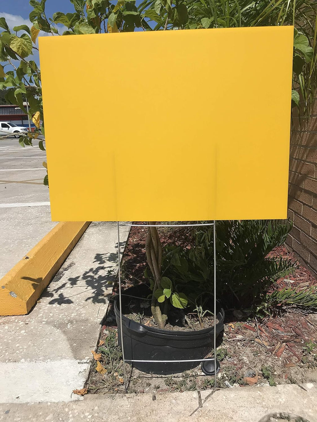 Yellow Signs 18''x24'' x 4 MM & 20 Stake Double H 10''x30'' x 9 Gauge Wire Stake Pack of 2 H87724