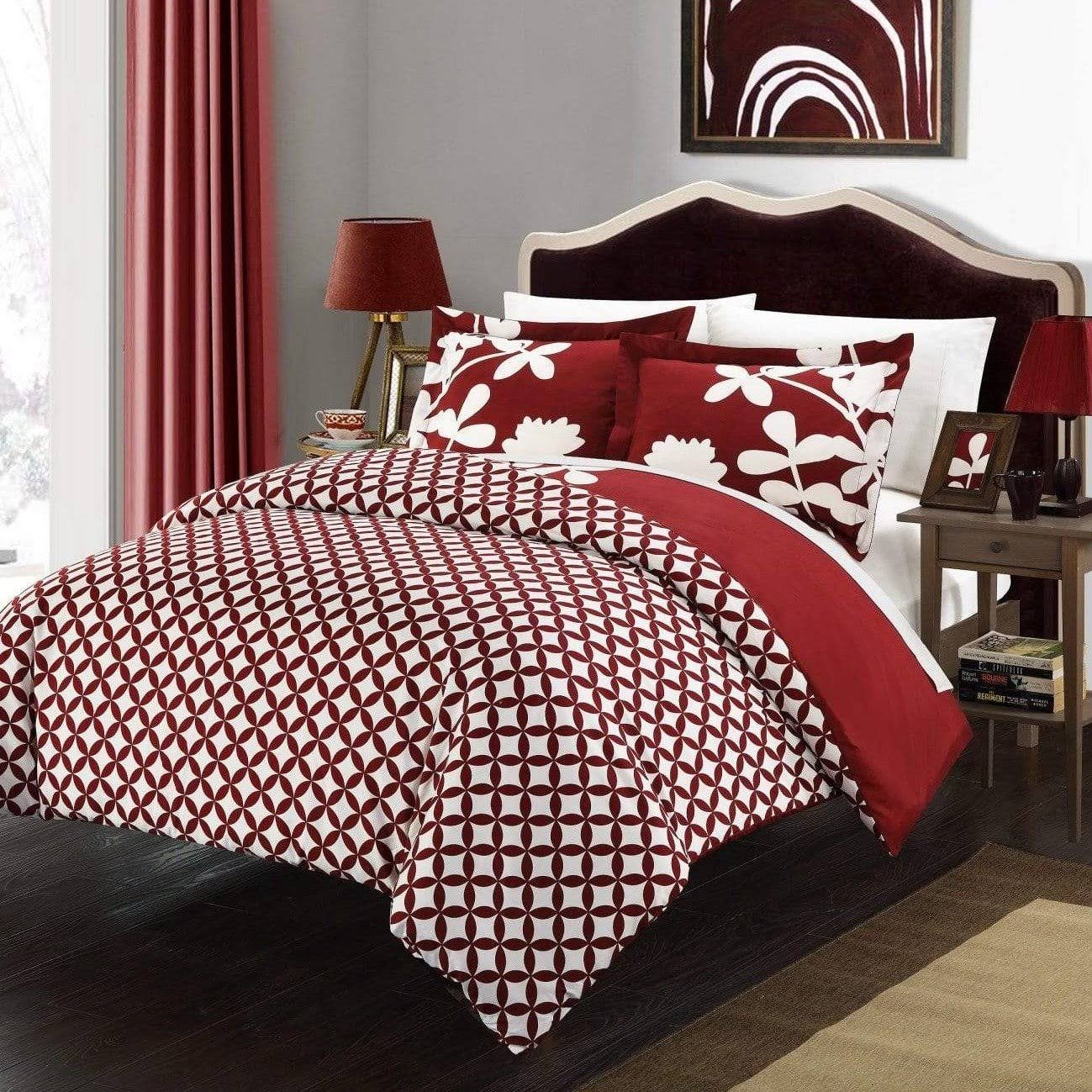 7-Piece Reversible Duvet Cover Set, Black, Queen A117