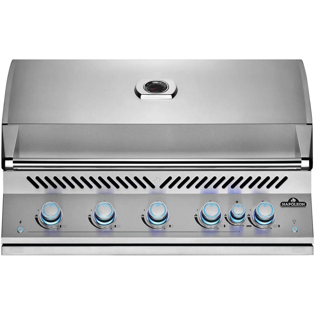 38-Inch Propane Gas Grill with Infrared Rear Burner and Rotisserie Kit O590