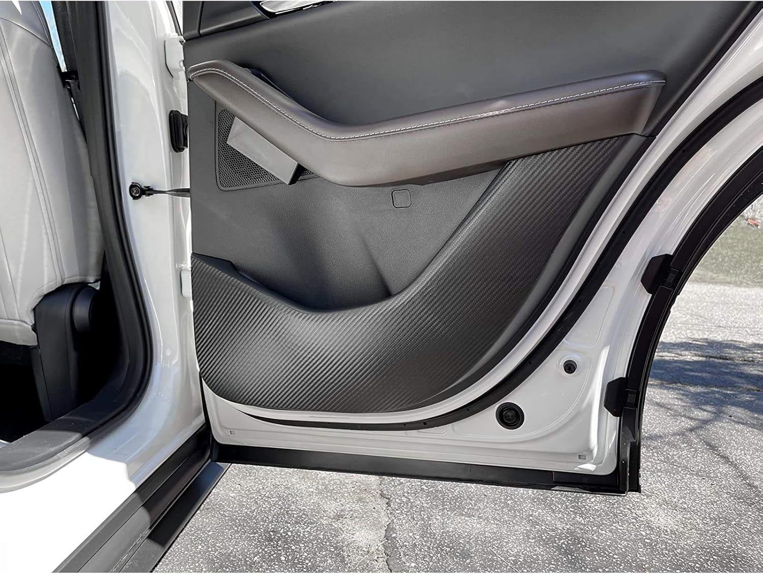 Door Anti-Kick Pad Mats Side Edge Protection Mats Cover Sticker for Mazda CX-30 2019 2020 (Carbon Fiber) U10644