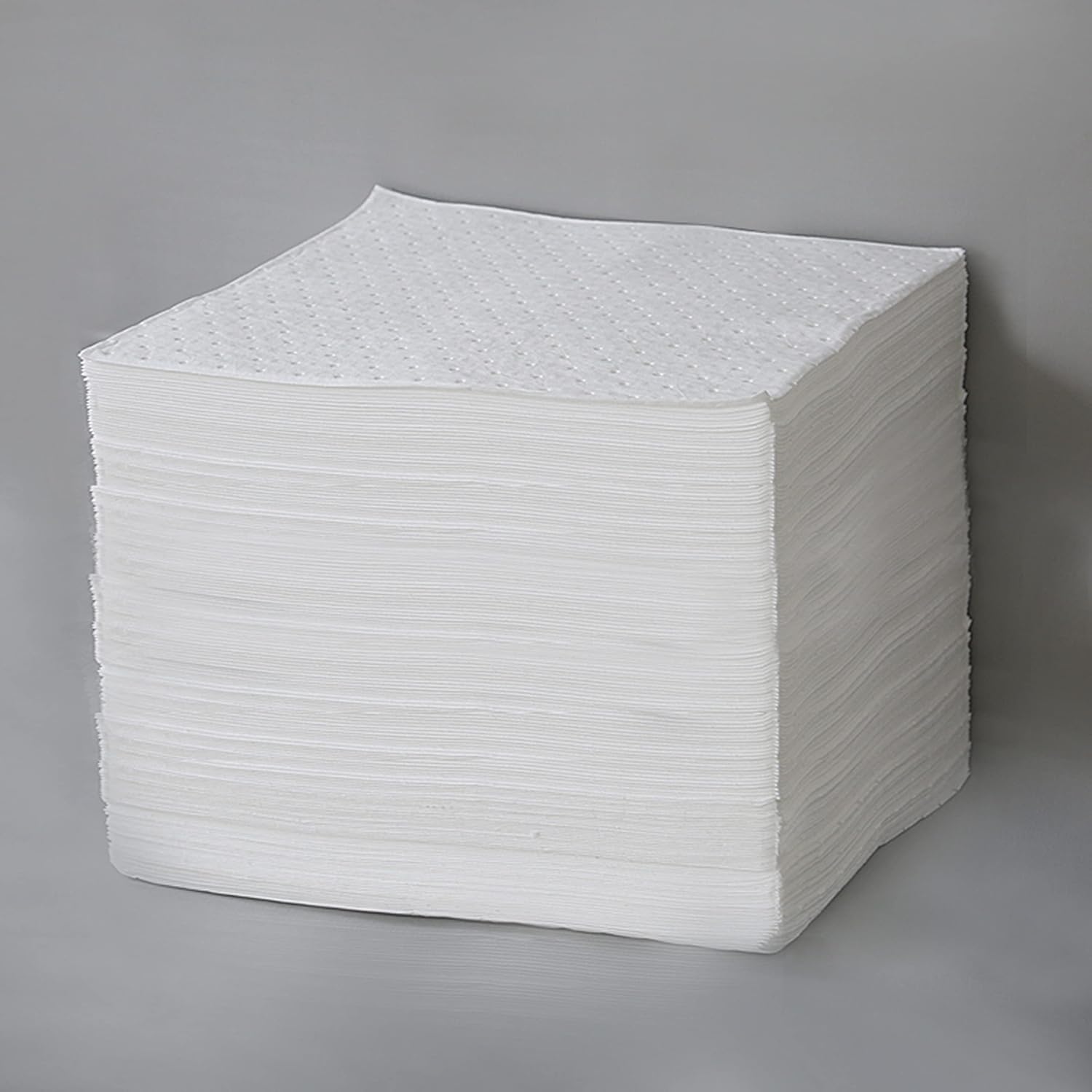 100 Piece Universal Absorbent Mat Pads, 20" x 15", Gray, Pack of 2 W870367