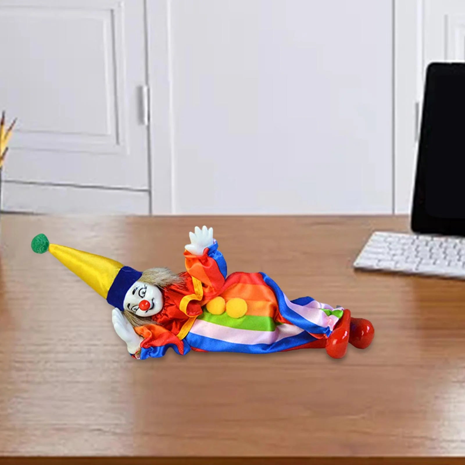 Porcelain Clown Doll with Movable Joints V4975