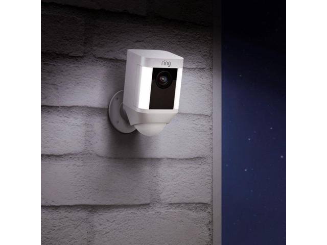 White Spotlight Cam Battery 2-Pack T9521