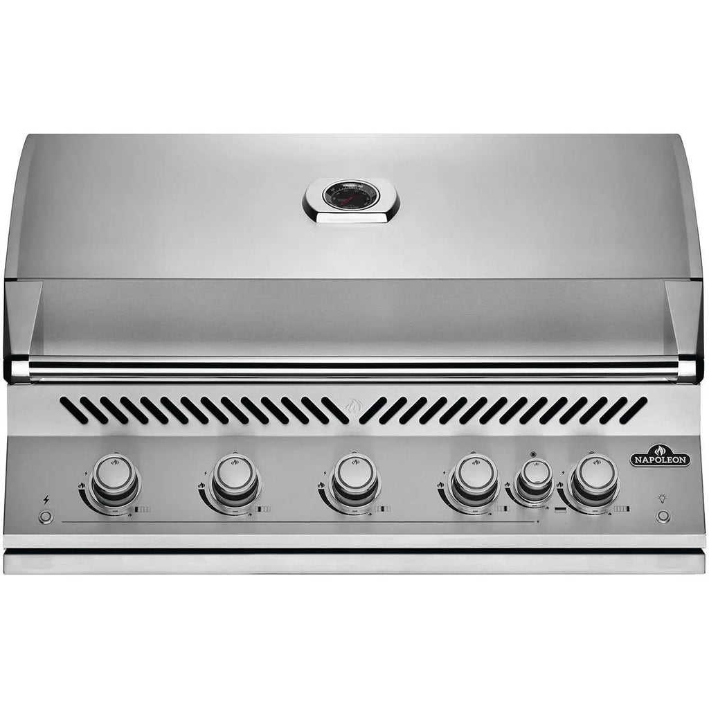 38-Inch Propane Gas Grill with Infrared Rear Burner and Rotisserie Kit O590