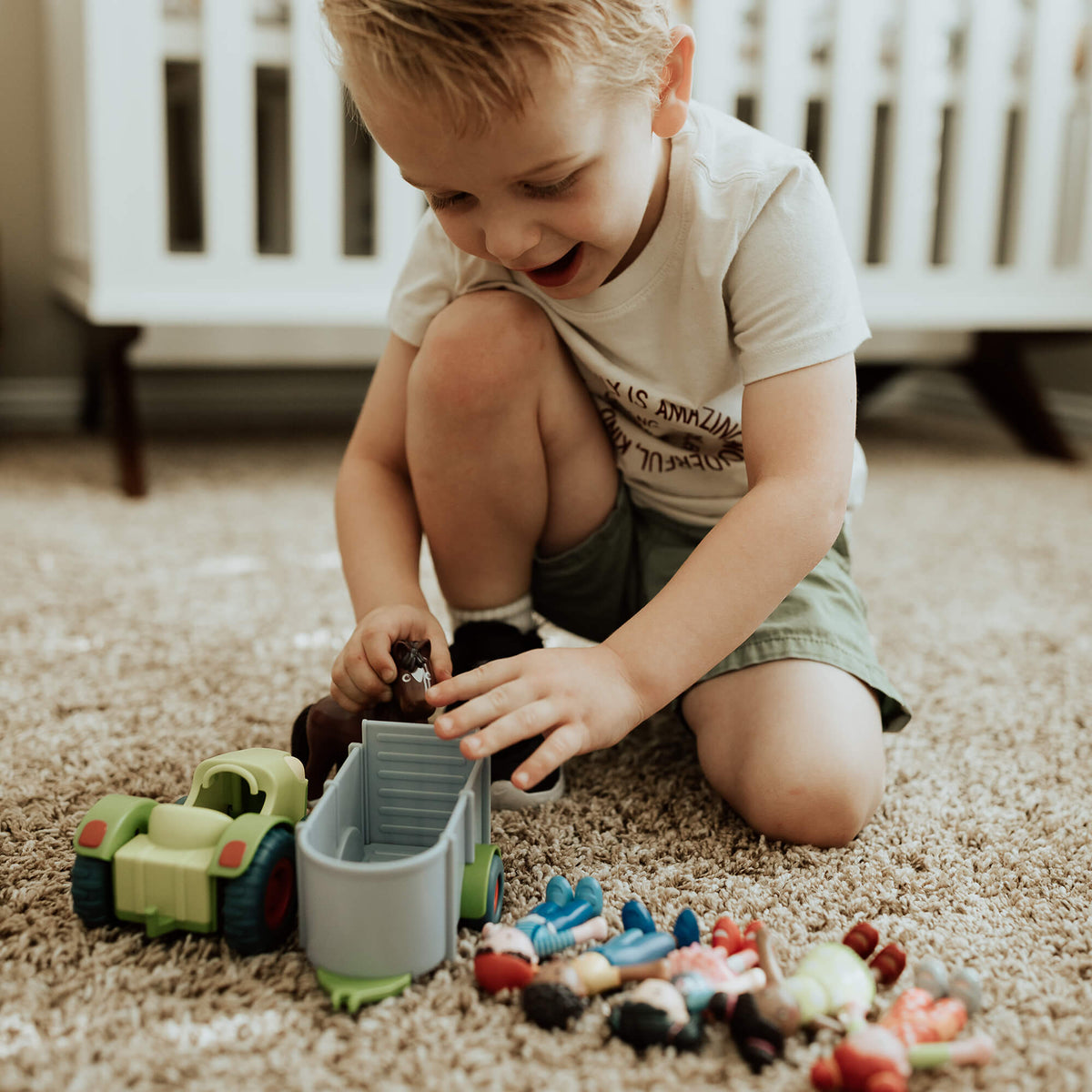 2 Piece Farm Play Set with Tractor and Trailer X91882