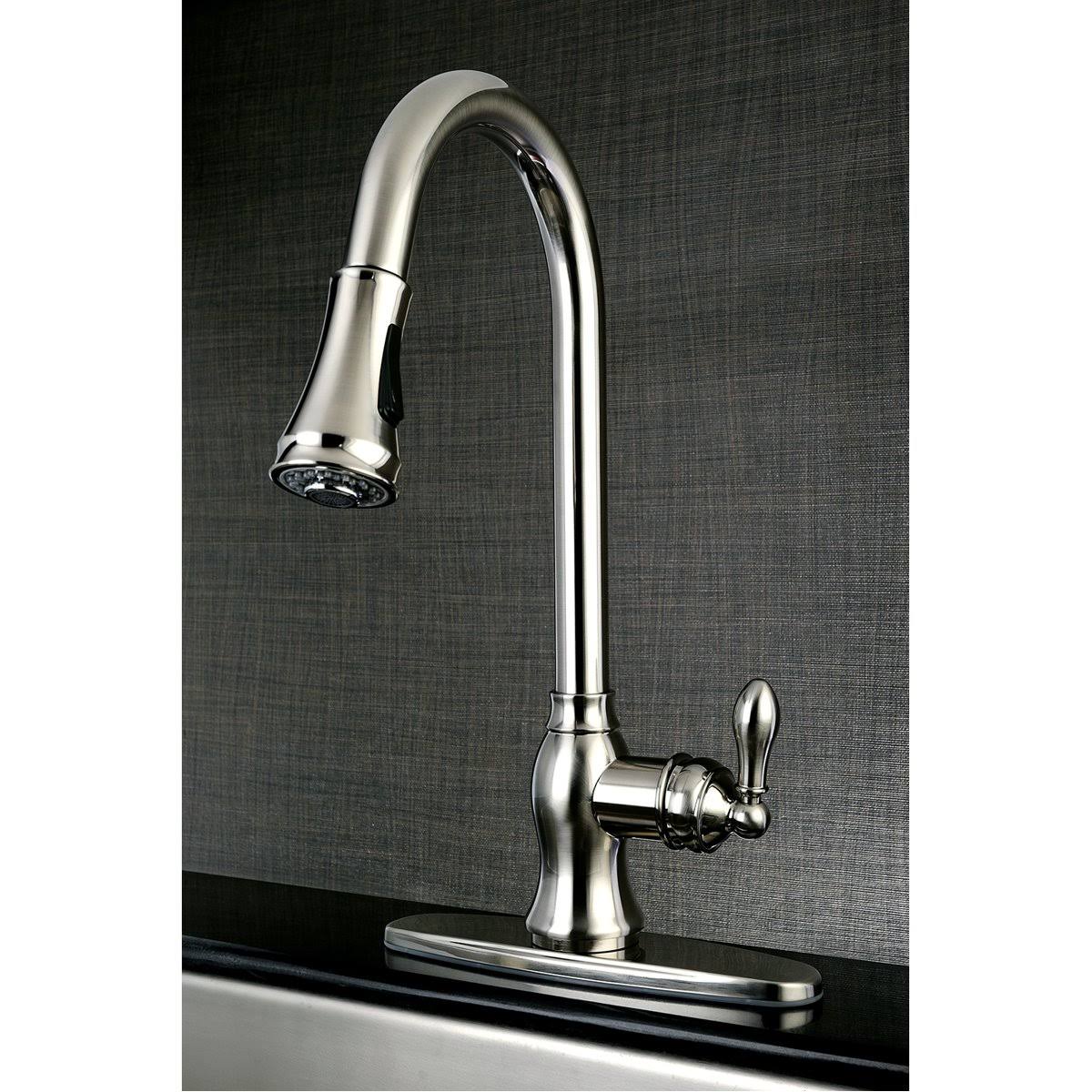 Single-Handle Pull-Down Sprayer Kitchen Faucet X3065