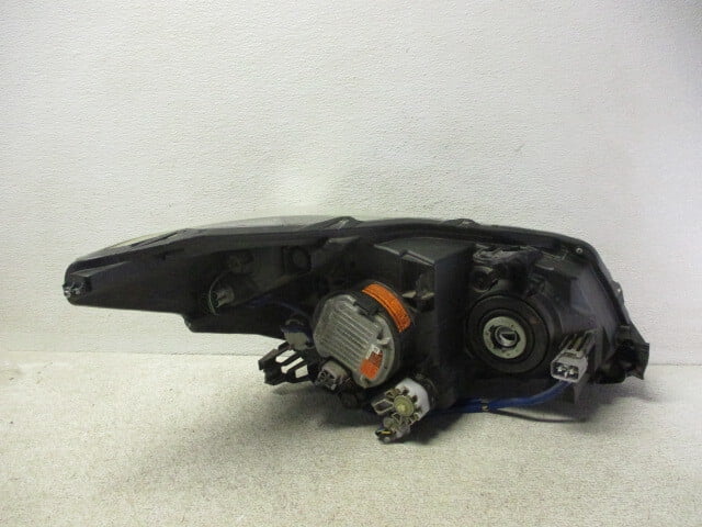 Pre-Owned Subaru Forester Driver LH Xenon HID Headlamp X85883