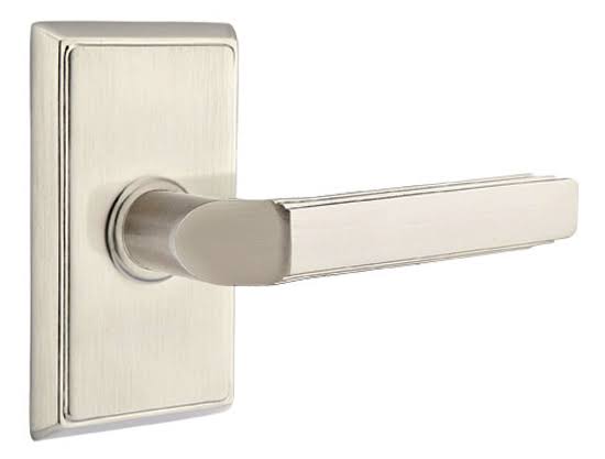 Passage Turino Lever with Rectangular Rose C68058