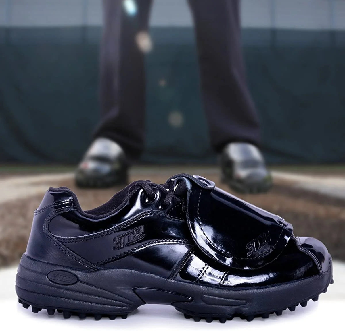 Black Patent Leather Baseball Cleat H54129
