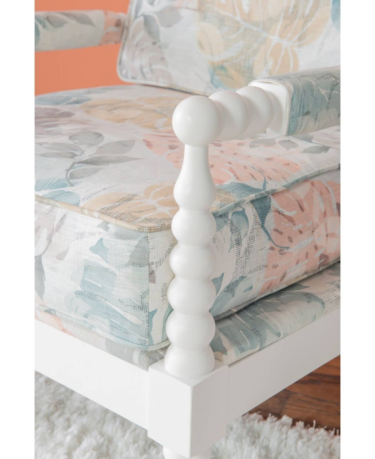 White Spindle Wood Frame Chair M1071