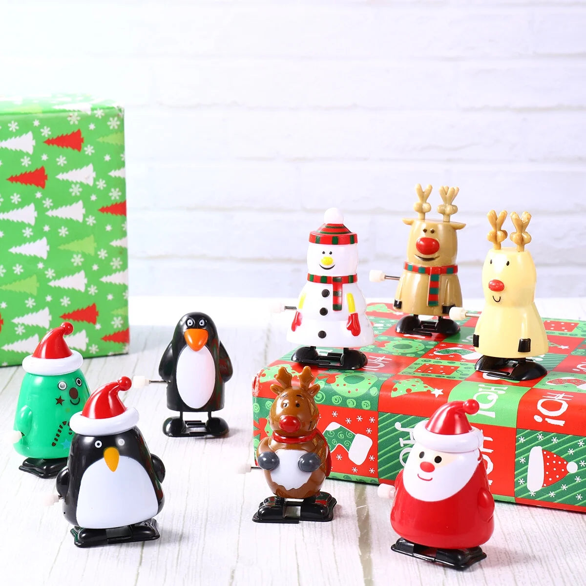 8pcs Christmas Clockwork Wind Up Toys Y545
