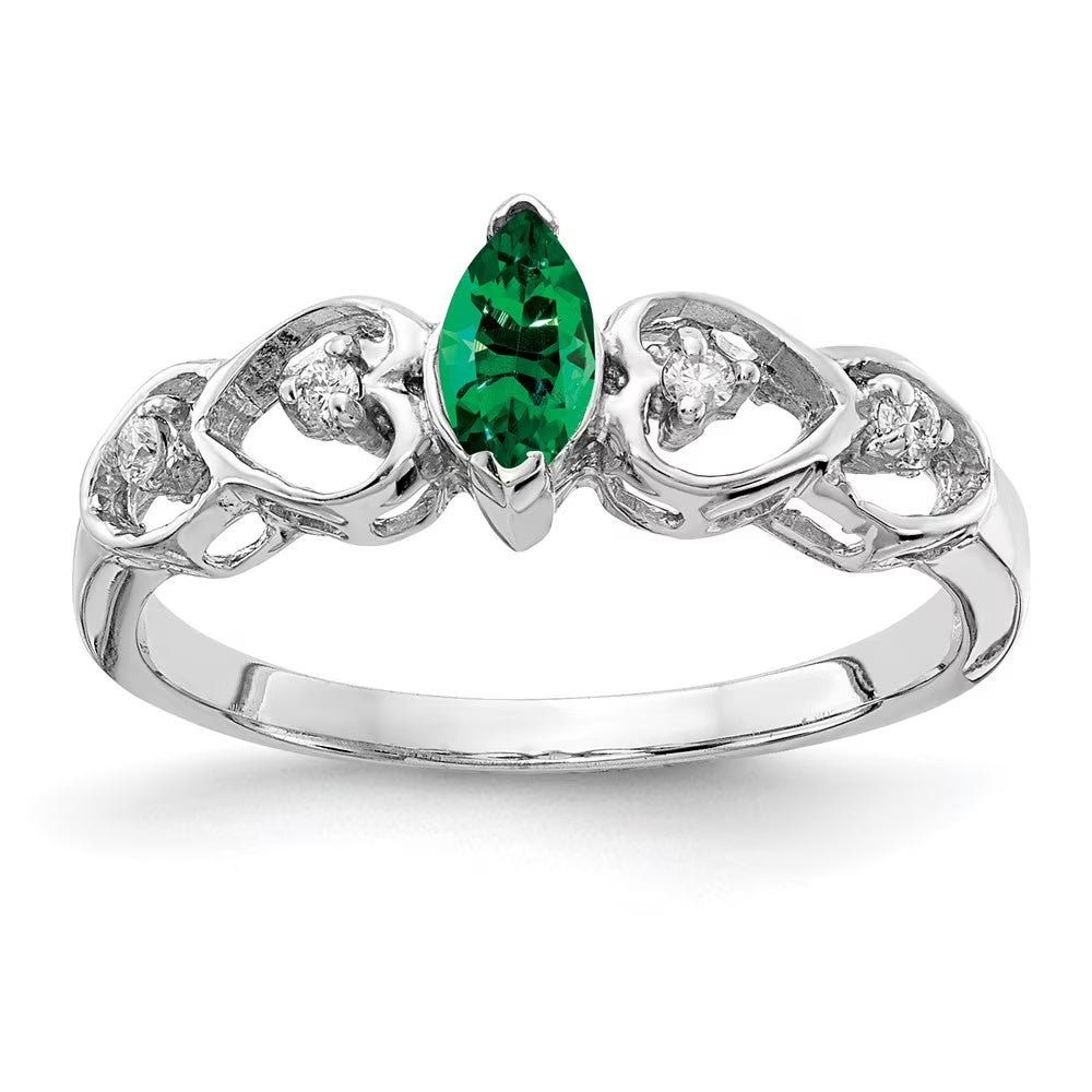 14 Karat White Gold Marquise and Diamond Ring N663