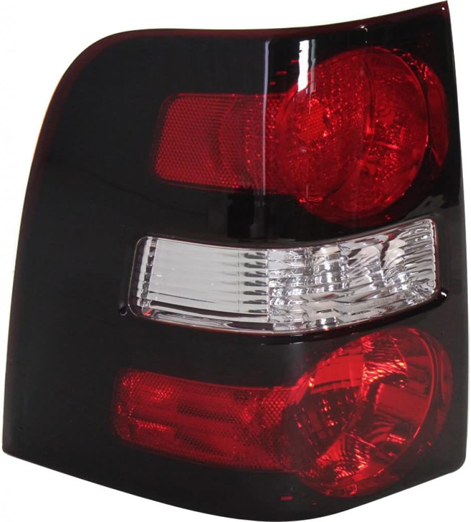 Tail Light Driver Side Lens & Housing C16477
